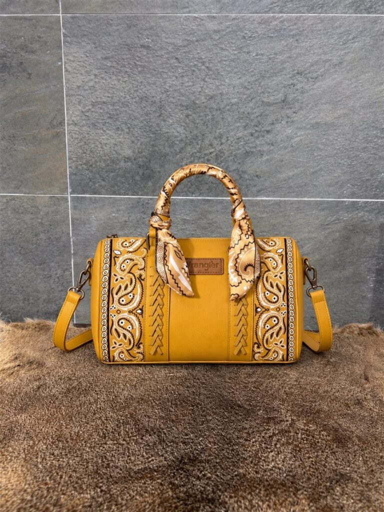 Bolso Wrangler Mostaza Bandana